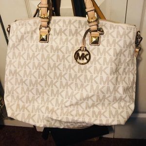 Authentic MK large tote new